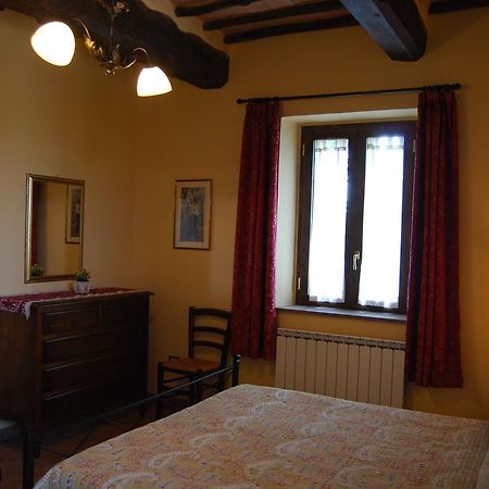 Villa Agriturismo Rustichino à Giano dellʼUmbria Extérieur photo