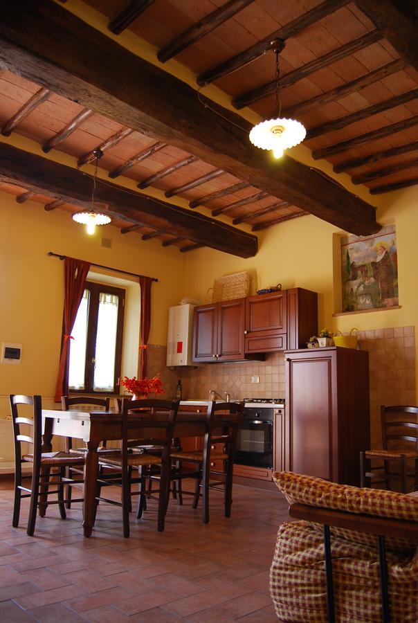Villa Agriturismo Rustichino à Giano dellʼUmbria Extérieur photo